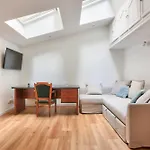Bright & Spacious Apartments In Central Paris 15Th