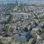 Bright & Spacious Apartments In Central Paris 15Th