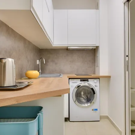 Apartment Bright & Spacious In 15th Paris